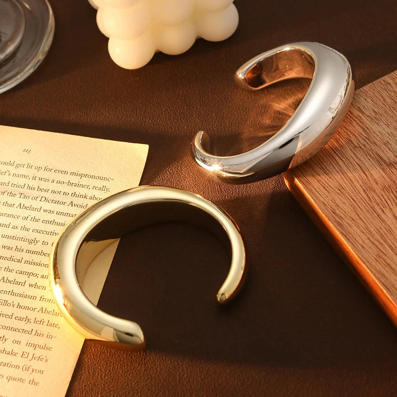 Irregular Plastic Cuff Bangle for Women