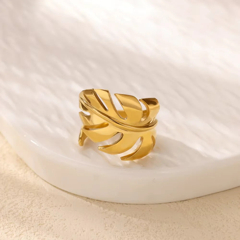 Elegant Gold Stainless Steel Rings For Women