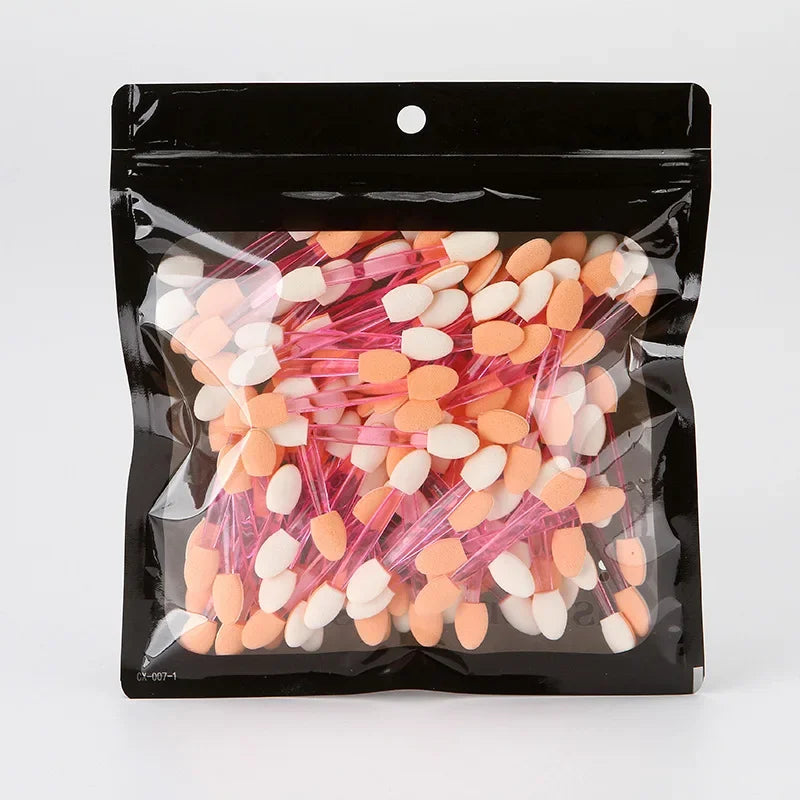 Small Portable Eyeshadow Sponge