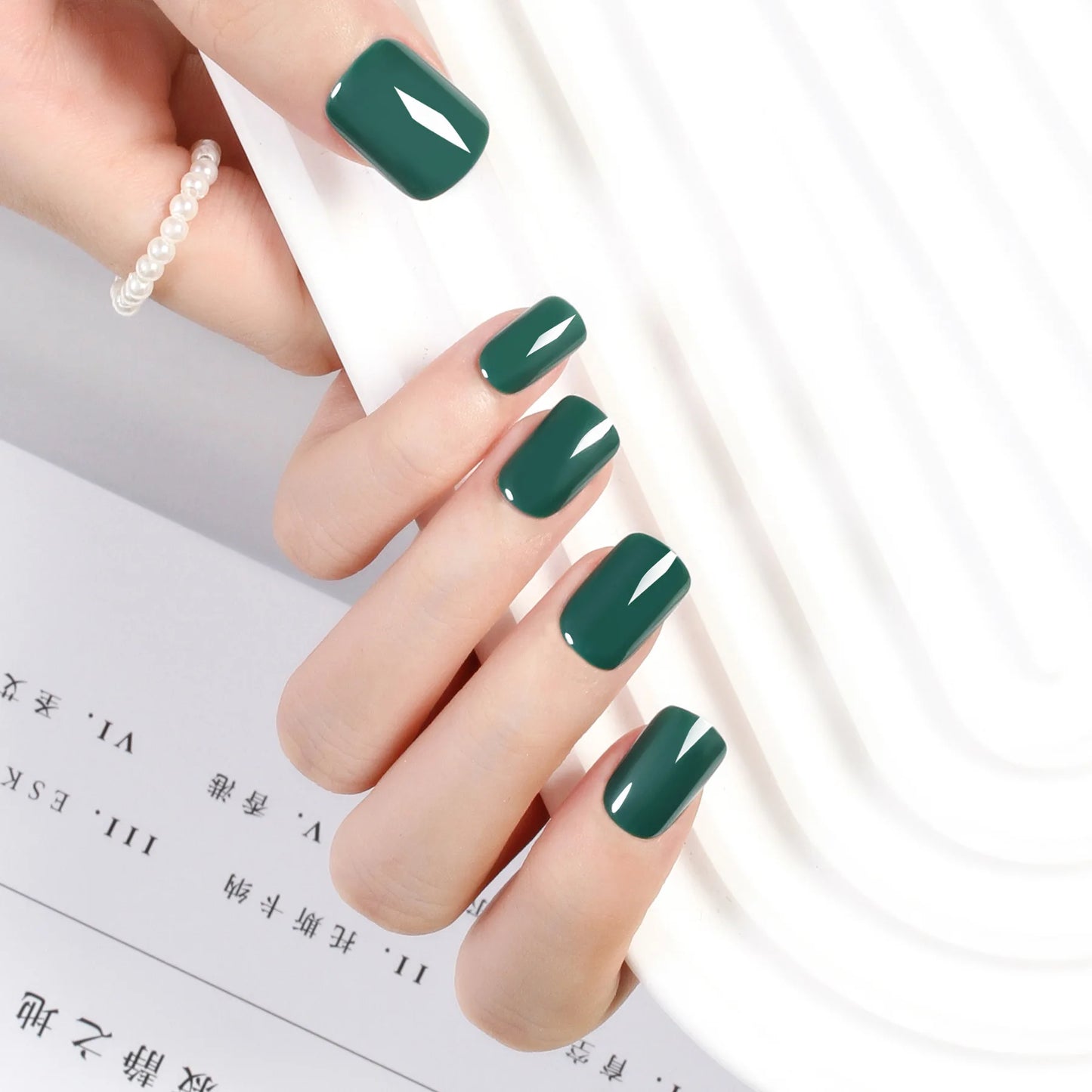 Short Full Press on 24 Pcs False Nails Set Stick on Nails