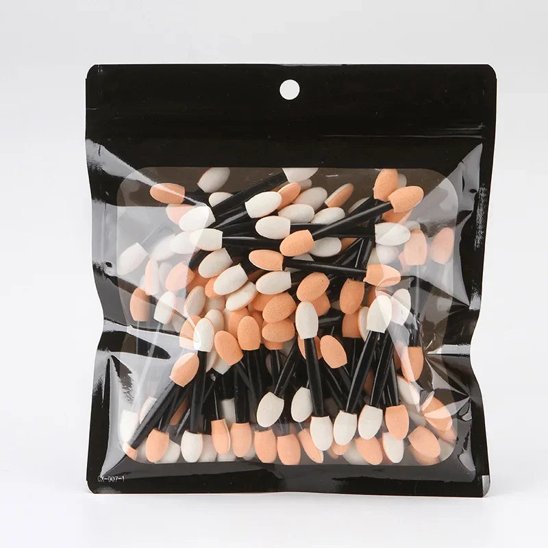 Small Portable Eyeshadow Sponge