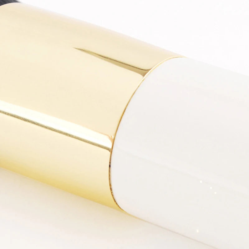 White Fluffy  Thick Makeup Brush