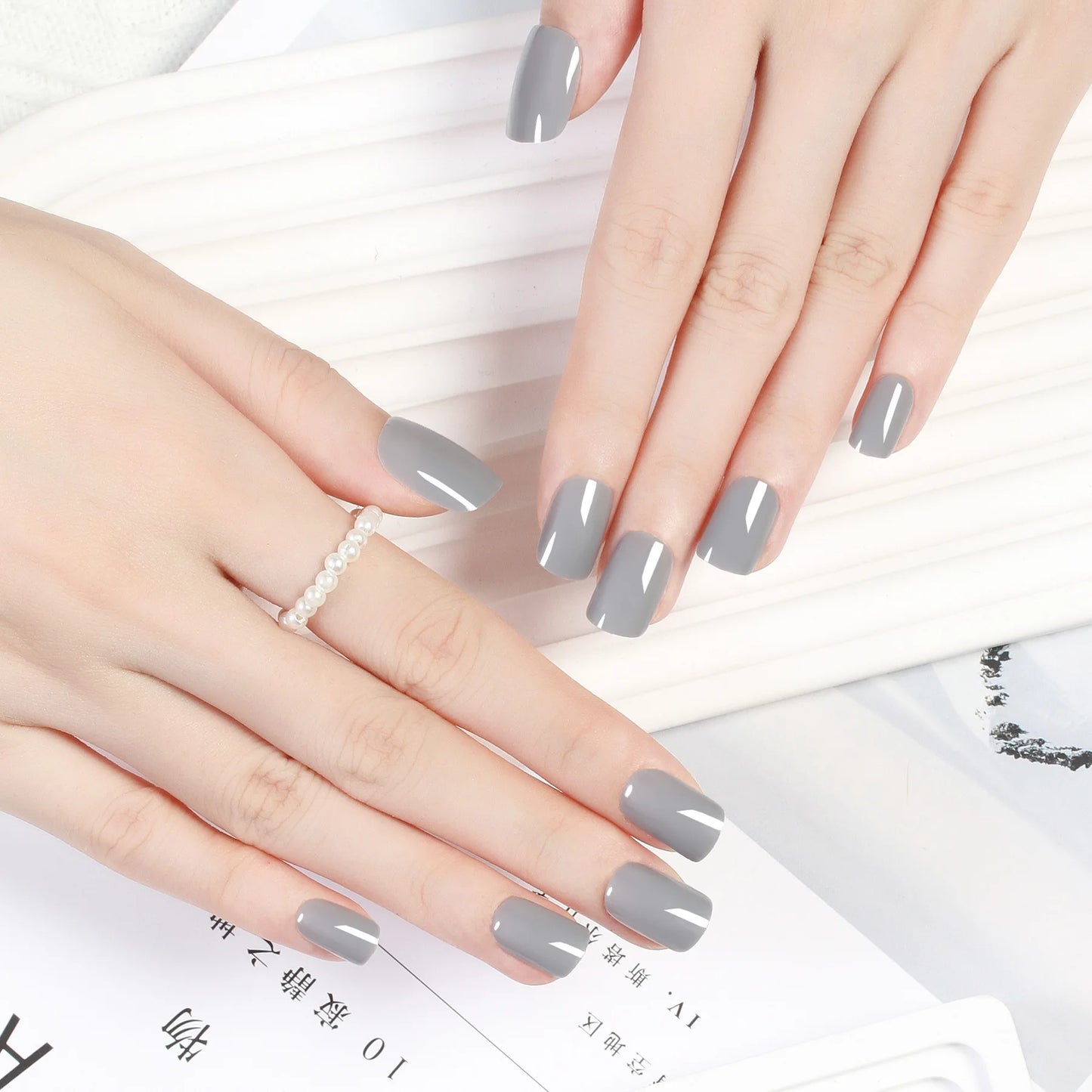 Short Full Press on 24 Pcs False Nails Set Stick on Nails