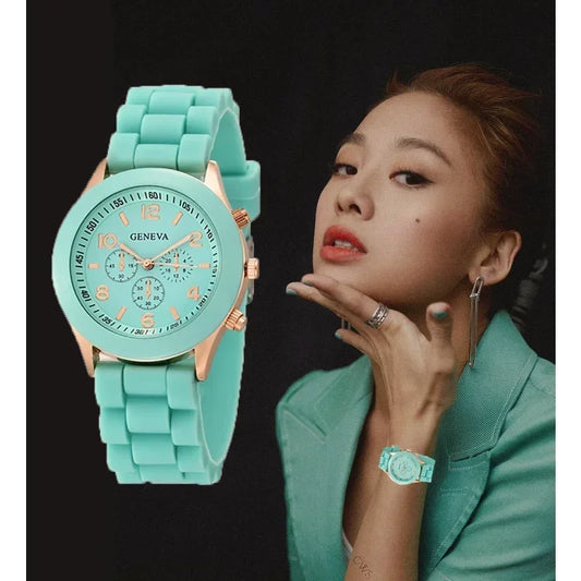 Silicone Strap Quartz Wrist Watch For Woman