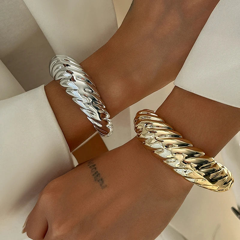 Irregular Plastic Cuff Bangle for Women