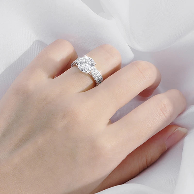 Moissanite Rings for Women Sparkly Luxury Wedding Diamond Band 925 Sterling Silver
