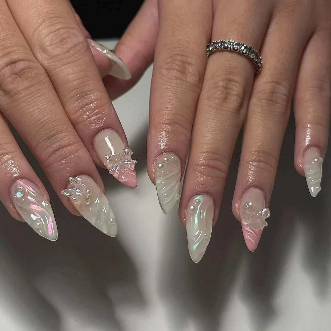 24Pcs Pink French Press on Fake Nails with Glue