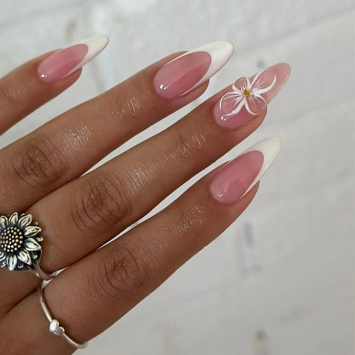 24Pcs Pink French Press on Fake Nails with Glue
