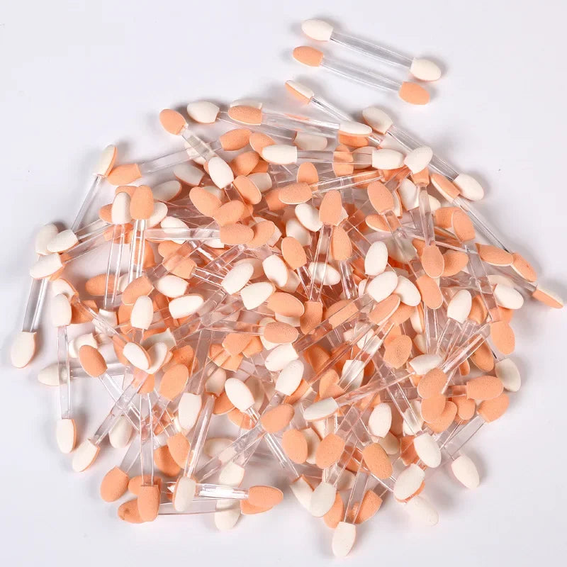 Small Portable Eyeshadow Sponge