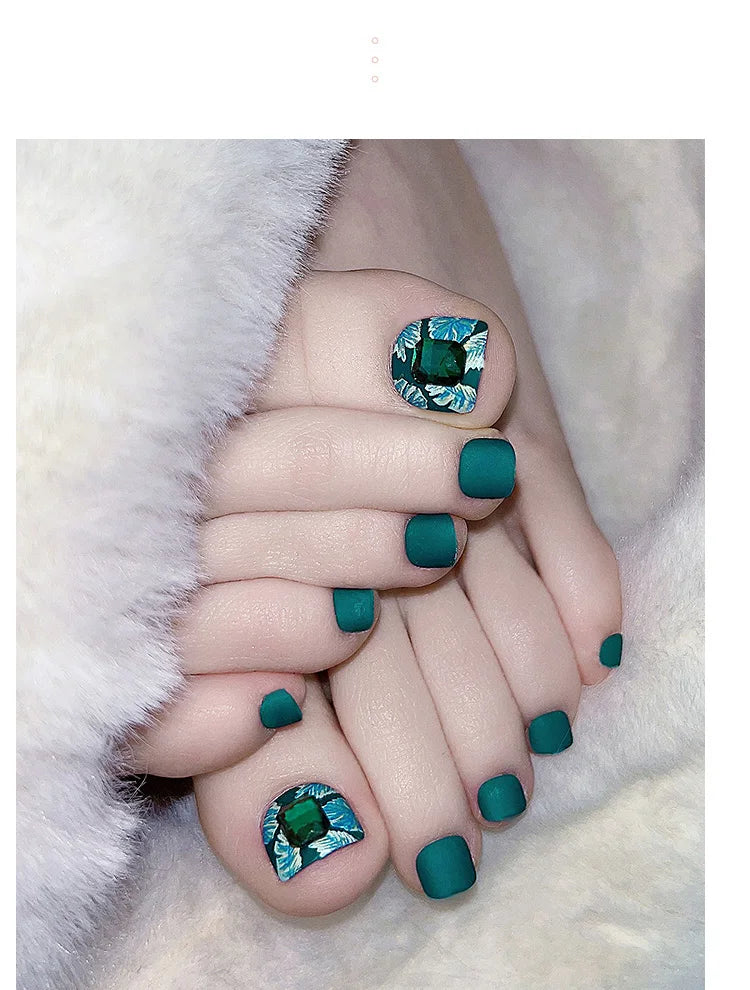 24 PCS Designed Fake Press On Short Toenails with Decorations Accessories