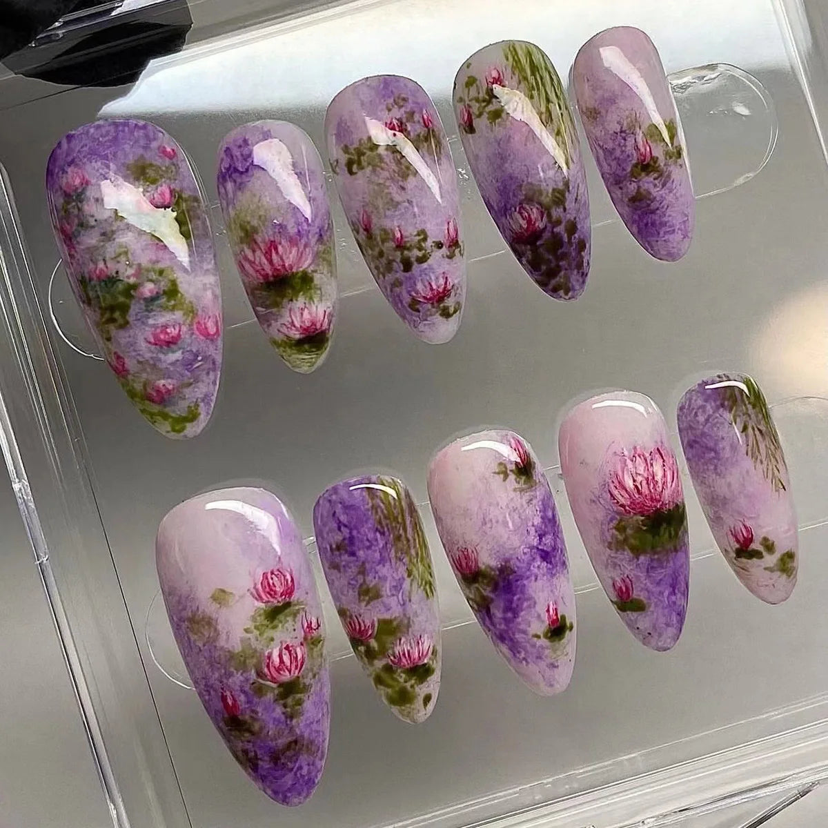 24Pcs Pink French Press on Fake Nails with Glue