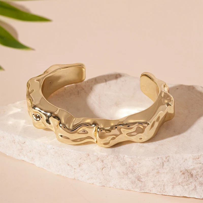 Irregular Plastic Cuff Bangle for Women