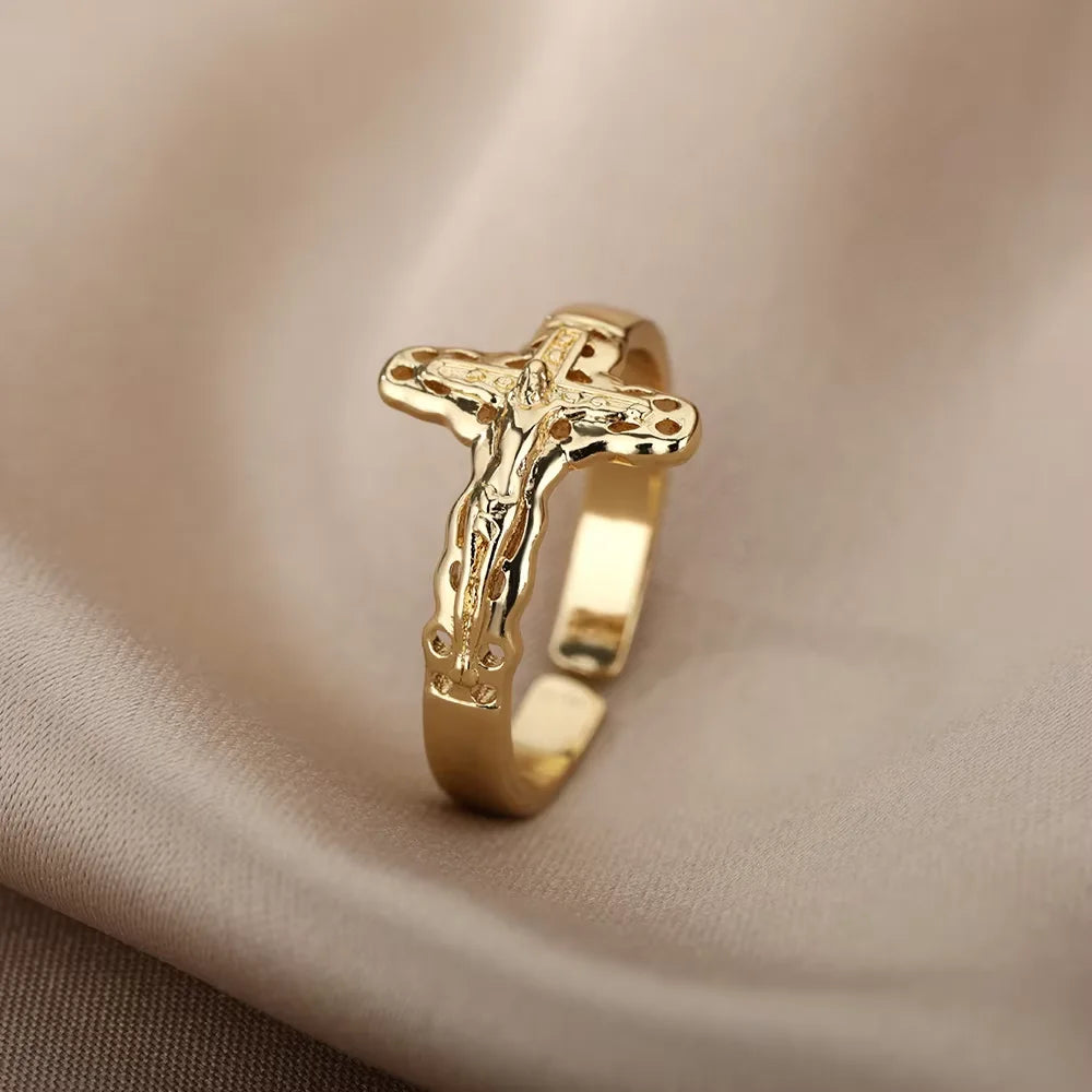 Elegant Gold Stainless Steel Rings For Women